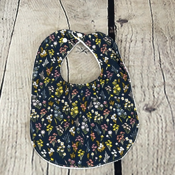 Designer handcrafted cotton Terry bib - Picture 9 of 10
